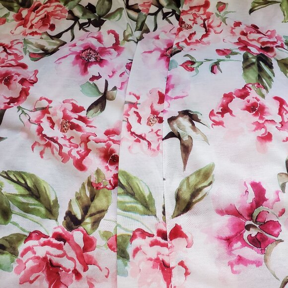 Show Me Your Mumu Brie Floral Robe - Picture 5 of 8